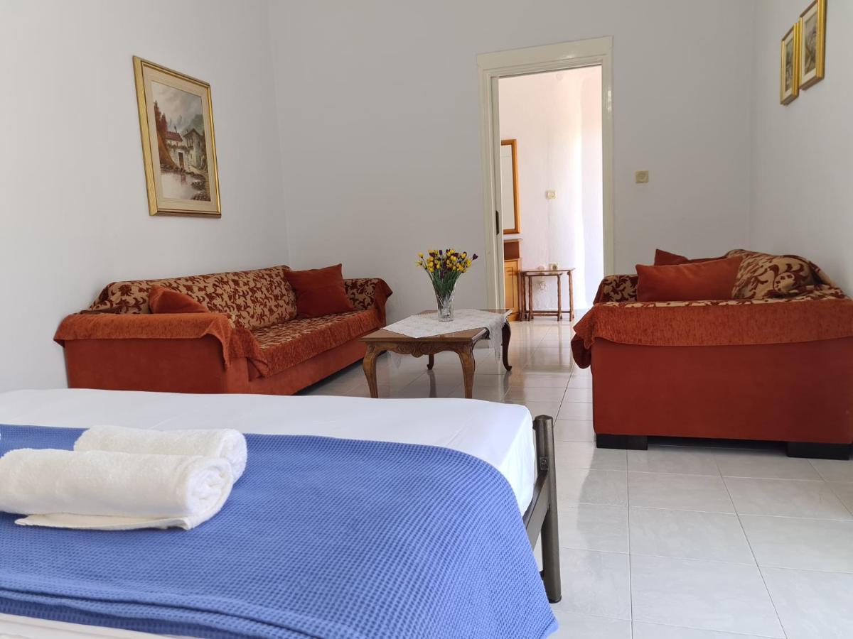 Grand Apartment Néa Khilí Extérieur photo